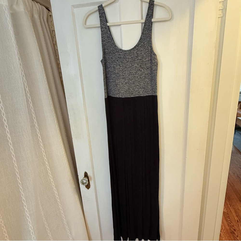 LOFT Lou & Grey Heather Grey and Black Maxi Dress